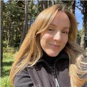 profesora de la ESO: humanidades, lengua y religión